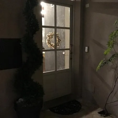 皮卡罗托雷旅馆 2*